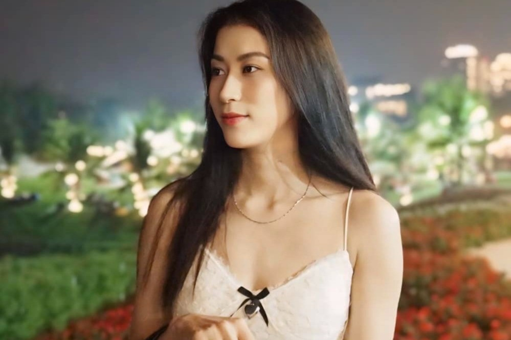 Khung cảnh và trang phục